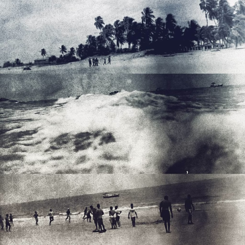 Três paisagens de praia misturadas em uma única foto em preto e branco.