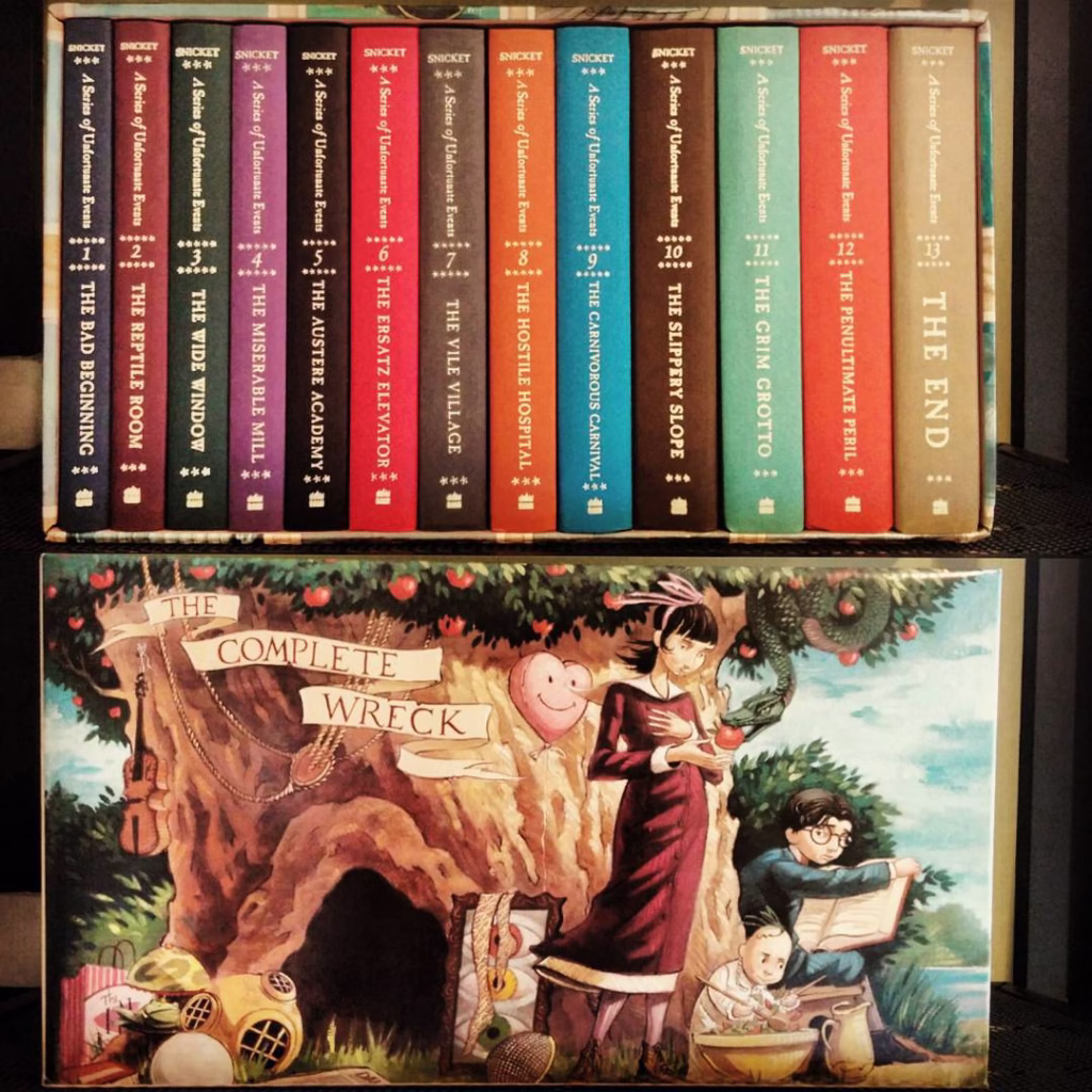 Box de livros da coleção Desventuras em Série